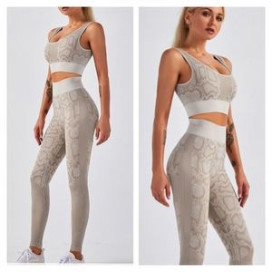 Women's High Quality Snake Print Crop Tank & Legging 2Pc Yoga Set Size L…